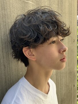 ローウェ バイ フィフス 立川メンズサロン(Louwe by fifth) メンズパーマシャドウパーマセンターパートメンズマッシュウルフ