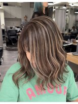 レディアル 大宮(REDEAL ope.) 白髪手術/ 白髪ぼかしハイライト