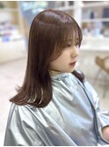 ナチュラルブラウン、顔まわりカット