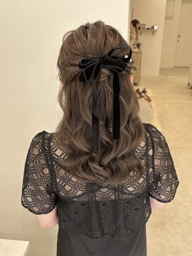 ディティカレスト(Dityca rst) ふわふわハーフアップ