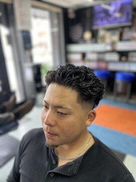 はいな～ぐ 本店 スキンフェード極道パーマ