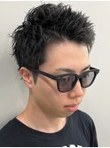 スパイキーショート アップバング 黒髪 ツーブロック 20代 束感