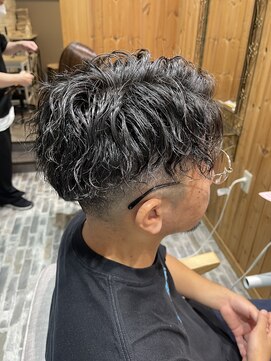 ルシール バイ アリア(Lucir by aria) ツイストスパイラルパーマ