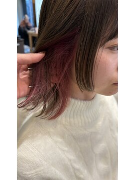 ヘアーメイク アディクト(HAIR MAKE addict) インナーピンク×姫カット【@addict_madoka】