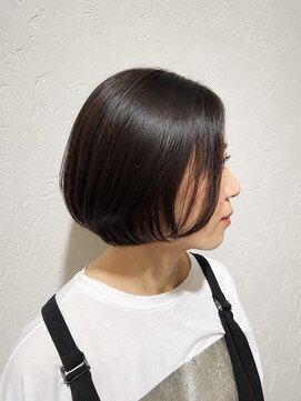 ソーエン バイ ヘッドライト 横須賀中央(soen by HEADLIGHT) 顔周りで魅せる大人美フォルムショートボブ［20代30代40代50代］