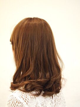 ヘアーデザイン ミヤビ 広尾(HAIR DESIGN MIYABI) スイングウェーブ☆ミディB