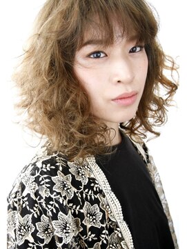 ヘアメイク エイト キリシマ(hair make No.8 kirishima) 〔No.8 doc〕透明感 マット ペール ベージュ