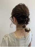 編み下ろしヘアアレンジ
