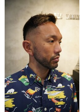 バーバー ヤマミチ(BARBER YAMAMICHI) 【バーバースタイル】0ミリ スキンフェード