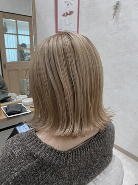 スイ(sui) ブロンドベージュ