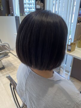 イースト(YEAST) 丸みボブ