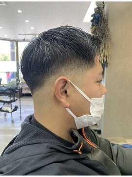 エルモ(ELMO.) スキンフェードスタイル