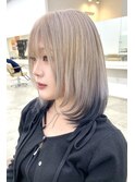ハイトーンエンドカラー/裾カラー/ルーツカラー/毛先黒/レイヤー