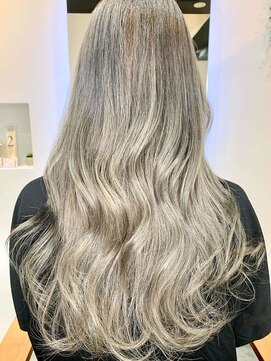 アトリア 横浜(Atria) 透け感ダブルカラー