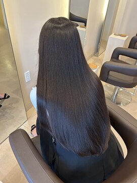 エリスホリエ(Eliss Horie) 【冬カラー】艶感グレージュ