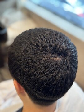 キタセンジュバーバー バイ ティーズ(KITASENJU BARBER by T's) 濡れパン