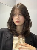 ミディアムレイヤー_黒髪小顔オリーブグレーココアベージュ