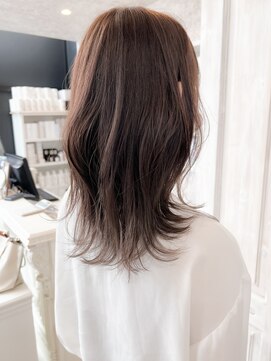 キャアリー(Caary) 福山市Caary30代40代50代 髪質改善ストレート小顔補正立体カット