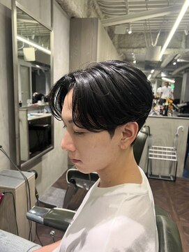 スキルセカンドハウス 天神(SKILL SECOND HOUSE) センターパート 縮毛矯正