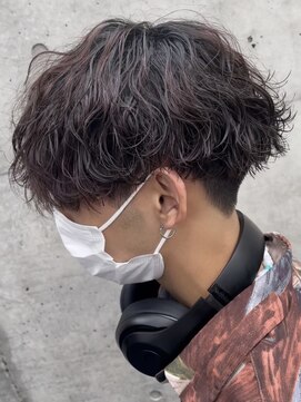 ローウェ バイ フィフス 立川メンズサロン(Louwe by fifth) ツイストスパイラルパーマメンズマッシュ刈り上げ波巻きパーマ