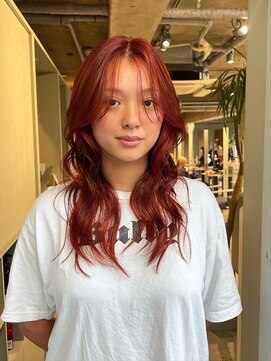 カート バイ デコ(Kurt by DECO) 【masa】しっかり切り込んだレイヤーカットとレッドオレンジ