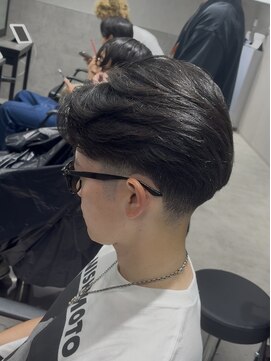 テクト バイアッシュ 吉祥寺店(Tect by Ash) テーパーフェードニュアンスパーマセンターパートフェザーパーマ