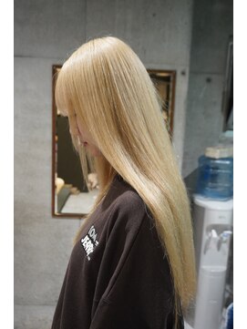 シィーム(cime) ブロンドカラー/ハイトーン/ブリーチ