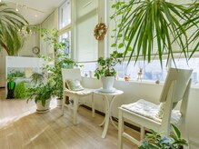 ゆったりできる店内作りを心掛けております♪