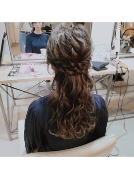 プラタナス 国分寺南口店(PLATANUS) ♪もこもこハーフアップ♪