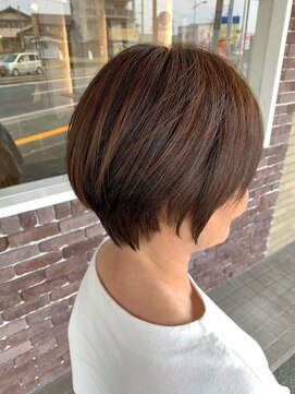 アズグロウ エクラ(AS GROW 'eclat) ハイライト×丸みショート☆【熊本市東区/帯山/長嶺】#髪質改善
