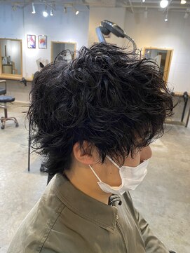 エルオム(EL.HOMME) 【Ryo】無造作束感ウルフ／スパイラルパーマ