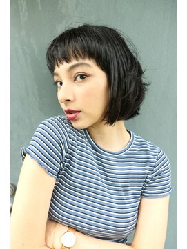 ビュートリアム 七里ヶ浜(BEAUTRIUM) 眉上バングなナチュラルボブ