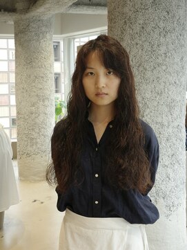 ネロ フタコタマガワ(NERO FUTAKOTAMAGAWA) 【加藤青空】　ロングパーマ