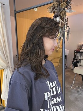 カルテ(QUARTE) カーキベージュ