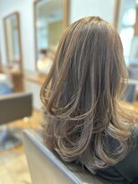 ラフィ(Laffy)&nbsp;たっぷりレイヤーの巻きスタイル