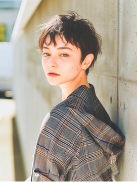 ラベストクズハ(LOVEST KUZUHA) ショートウルフ/アッシュブラウン/大人ショート/ベリーショート