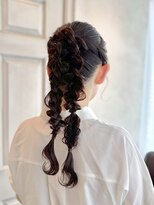 アロマ ヘアー ルーム 新宿3号店(AROMA hair room)&nbsp;編み込みツインアレンジ/華やかアップスタイル/イベントヘア