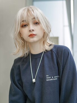 ギークス(GEEKS) 【GEEKS渋谷】ホワイトブリーチ/顔周りレイヤー/冬カラー/ウルフ