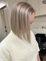 ハーパーズ 渋谷(harpers)&nbsp;プラチナブロンドバレイヤージュボブ