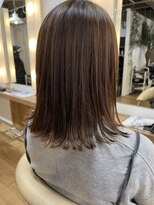 サロン(SALON)&nbsp;子育て世代にもオススメ。外ハネミディアム