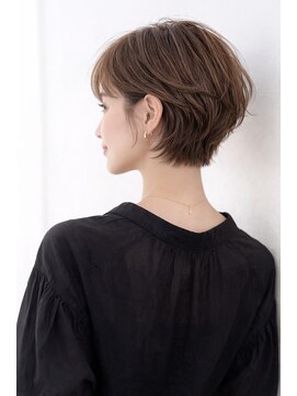 アド 寝屋川店(ADO) ショートボブ