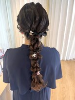 ケファ(Kepa)&nbsp;艶ルーズ 編み下ろし お呼ばれヘア