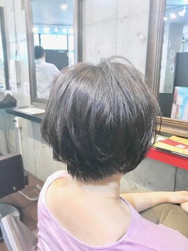 1+ アンプリュス(Unplus) ショートフェミニンボブディ【市川】