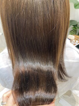 シー バイ ロンド 新宿(Sea by Lond) 【藤原三知代】さらつやトリートメント