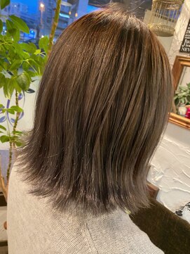 ソア(Soar) 【Soar】毛先グラデーション×ホワイトグレージュ