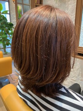 ティペット(TIPETTO) 外ハネミディアム