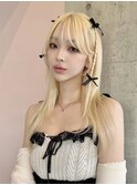 ホワイトブロンド みつあみアレンジ