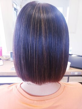 フリージュア(FREEJUA) [FREEJUA/北上尾]大人のハイライトショート