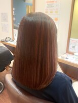 ヘアー グリーン(hair green)&nbsp;30代40代50代/ハイライトカラー/ミディアムストレート/オレンジ