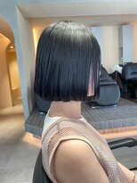 【Ayu。】乾かすだけでキマるボブに抜け感のあるネイビーブルー